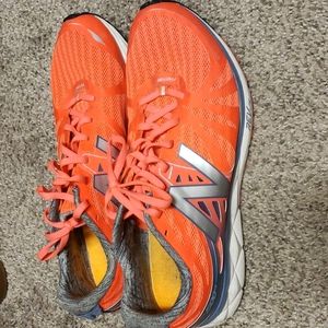Size 11 New Balance running shoe